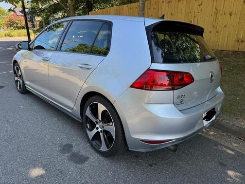 Silver 2015 Volkswagen Golf GTI 2.0T SE 4-Door