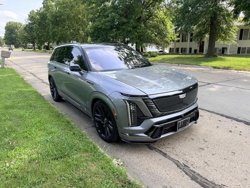 Silver 2026 Cadillac VISTIQ Platinum