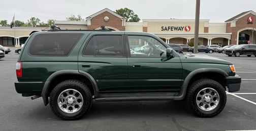 Green 1999 Toyota 4Runner SR5 4WD