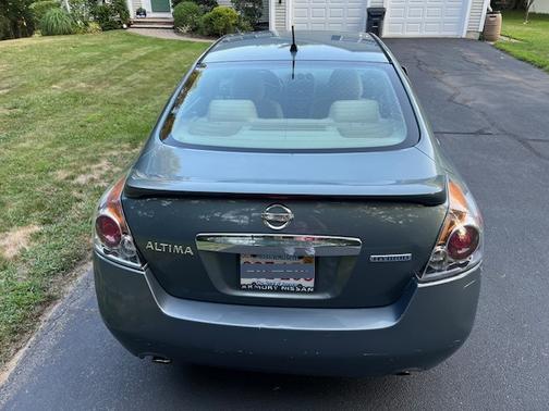 2010 Nissan Altima Hybrid Base