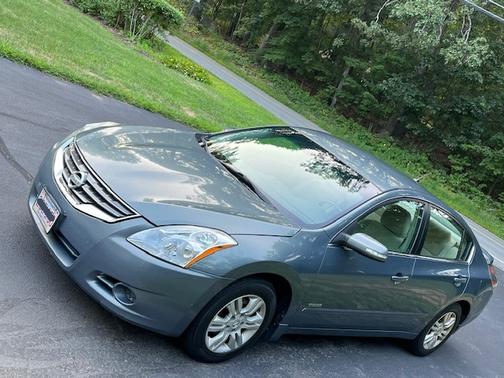 2010 Nissan Altima Hybrid Base