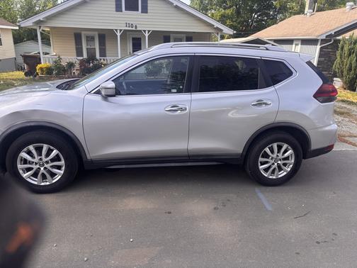 Silver 2018 Nissan Rogue SV