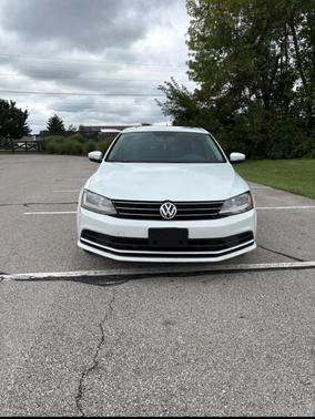 White 2017 Volkswagen Jetta 1.4T SE