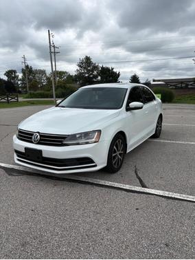 White 2017 Volkswagen Jetta 1.4T SE