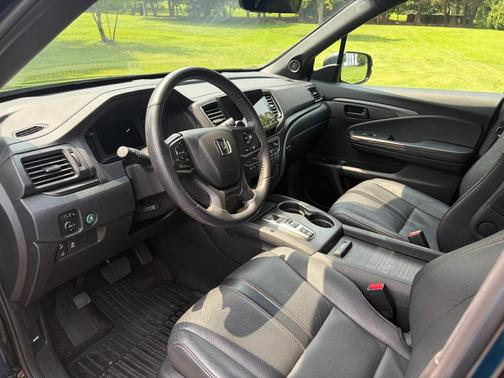 Black 2022 Honda Pilot TrailSport