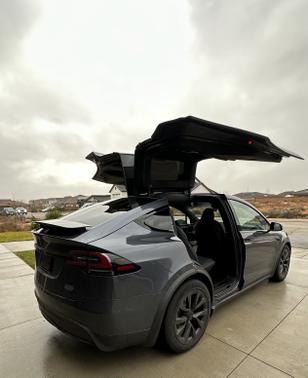2023 Tesla Model X Plaid