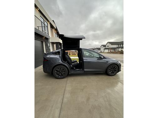 2023 Tesla Model X Plaid