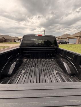 Black 2019 Ford F-150 XLT