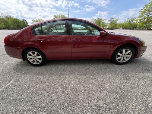 2004 Nissan Maxima SL