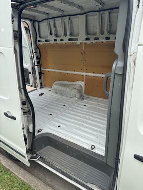 2015 Nissan NV Cargo NV2500 HD SV V8