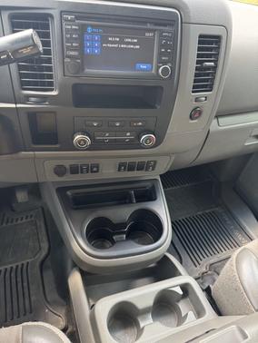 2015 Nissan NV Cargo NV2500 HD SV V8