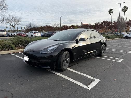2023 Tesla Model 3 Base