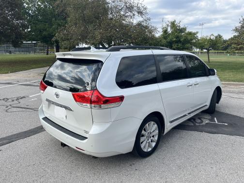 2013 Toyota Sienna Limited