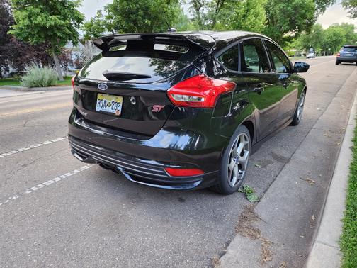 2017 Ford Focus ST Base