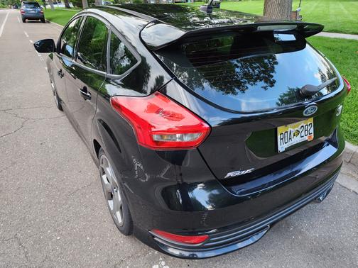 2017 Ford Focus ST Base