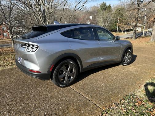 2021 Ford Mustang Mach-E Select