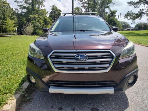 Brown 2017 Subaru Outback 3.6R Touring