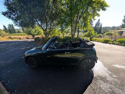 Green 2005 MINI Cooper Base