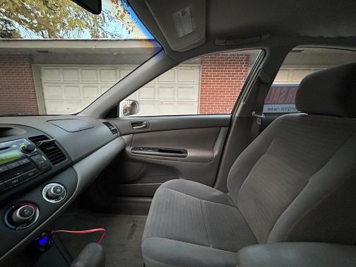 2006 Toyota Camry LE