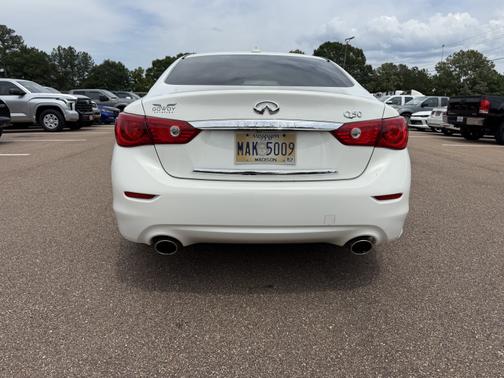 2014 INFINITI Q50 Premium