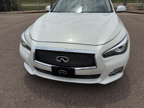 2014 INFINITI Q50 Premium