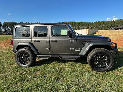 Gray 2019 Jeep Wrangler Unlimited Sport S