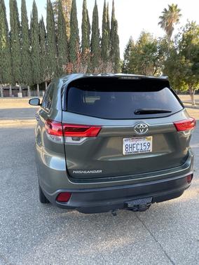 2018 Toyota Highlander LE