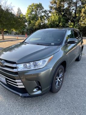 2018 Toyota Highlander LE