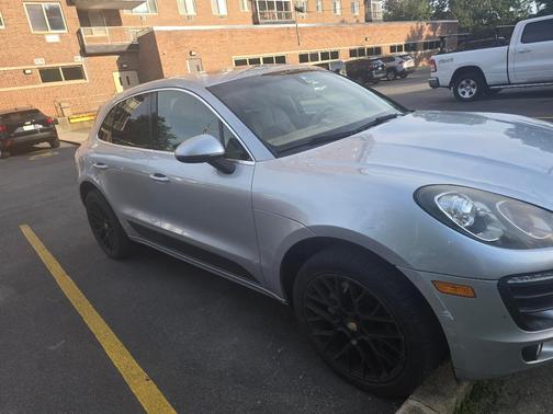 Silver 2015 Porsche Macan Macan S