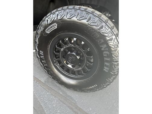 2024 GMC Sierra 2500 AT4X