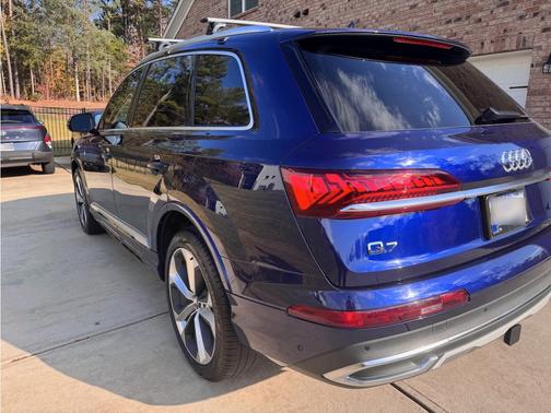 2021 Audi Q7 55 Premium Plus