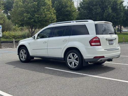 White 2012 Mercedes-Benz GL-Class GL 350 BlueTEC 4MATIC
