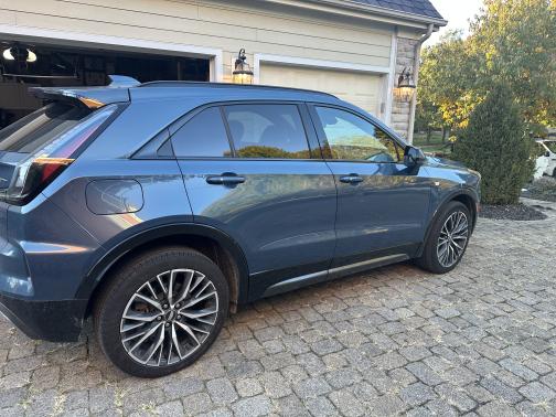 2024 Cadillac XT4 Sport