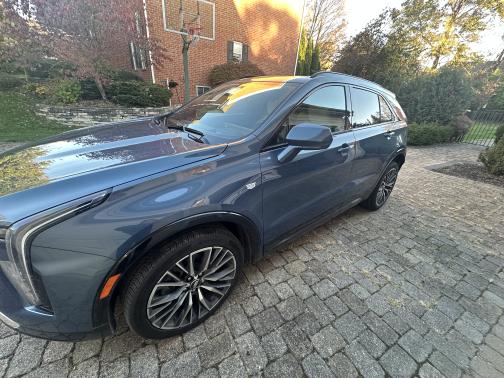 2024 Cadillac XT4 Sport