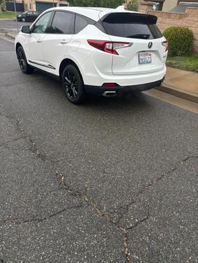 White 2025 Acura RDX Base
