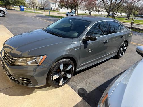 Gray 2017 Volkswagen Passat 1.8T R-Line w/Comfort