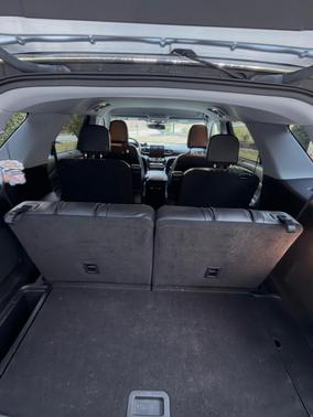 Silver 2022 Ford Explorer Limited