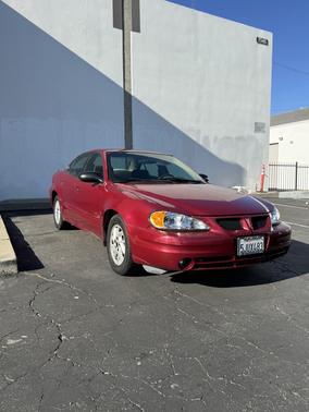 2004 Pontiac Grand Am SE 1