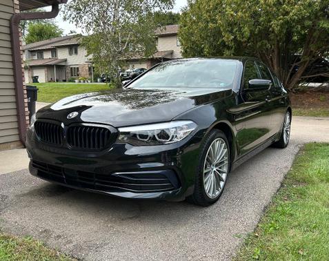 Black 2019 BMW 530e iPerformance