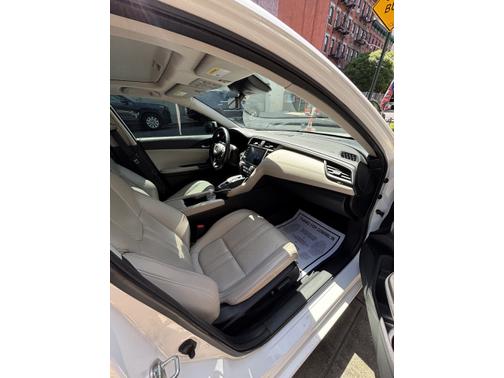 2019 Honda Insight Touring