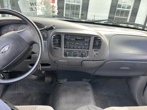 2003 Ford F-150 XL