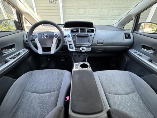 2013 Toyota Prius v Three