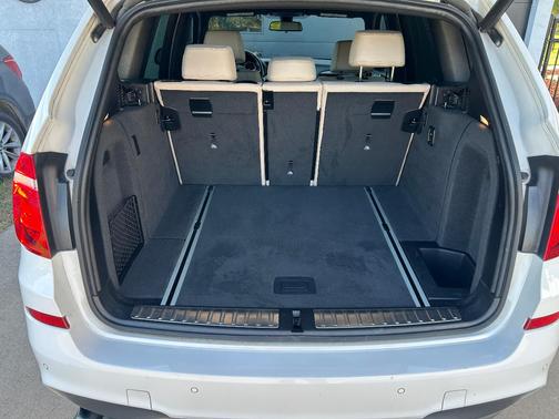 White 2017 BMW X3 xDrive28i