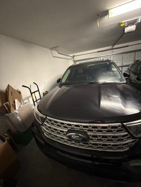 Black 2020 Ford Explorer Limited