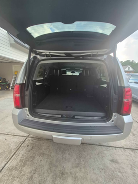 Silver 2019 Chevrolet Suburban LT