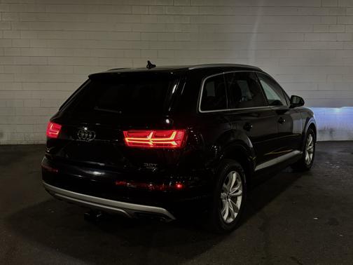 2017 Audi Q7 3.0T Premium Plus