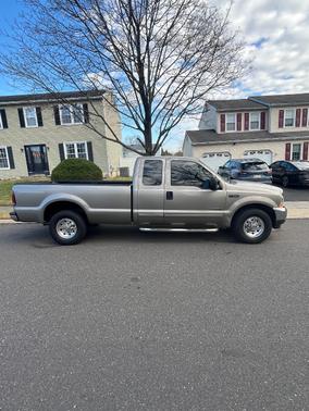 2002 Ford F-250 XLT SuperCab Super Duty