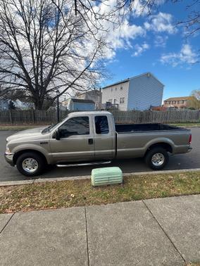 2002 Ford F-250 XLT SuperCab Super Duty