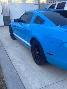 Blue 2013 Ford Mustang V6 Premium