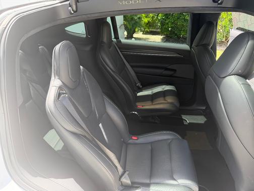 White 2023 Tesla Model X Plaid
